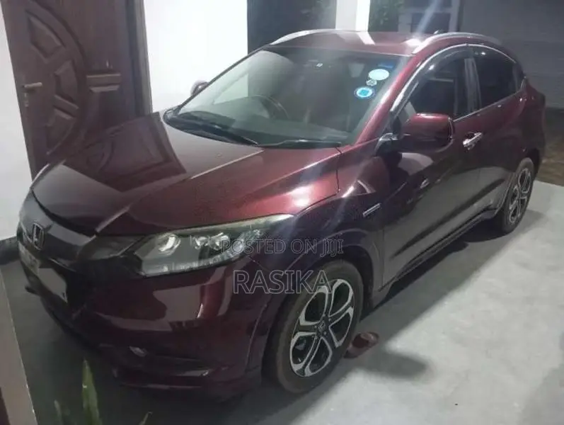Honda Vezel 2014 SUV (Used)