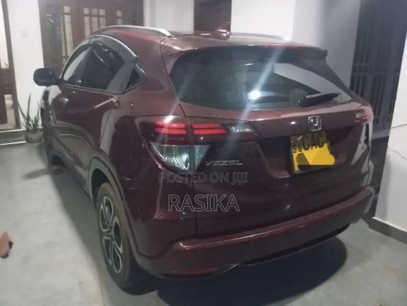 Honda Vezel 2014 SUV (Used)