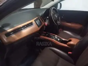Honda Vezel 2014 SUV (Used)
