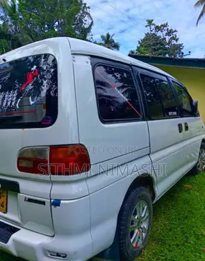 Mitsubishi L400 1996 Van (Used)