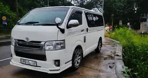 Toyota KDH 2008 Van (Used)