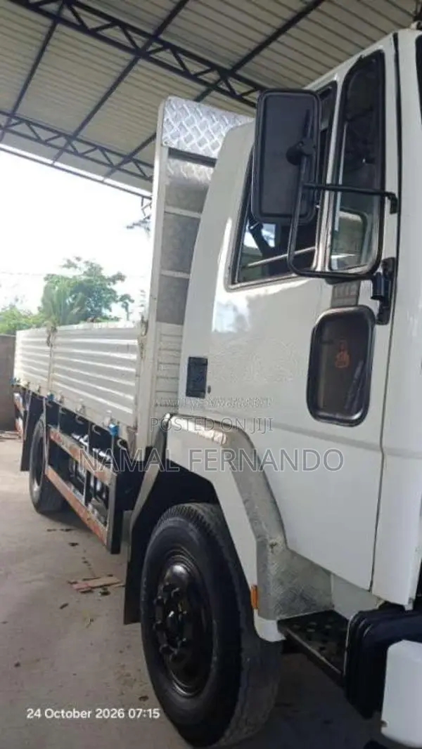 Ashok-Leyland Ecomet 1112 2007 Lorry (Used)