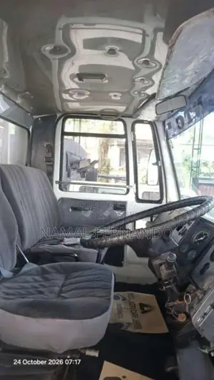 Ashok-Leyland Ecomet 1112 2007 Lorry (Used)