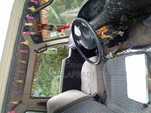 Mahindra Maxximo 2014 Lorry (Used)