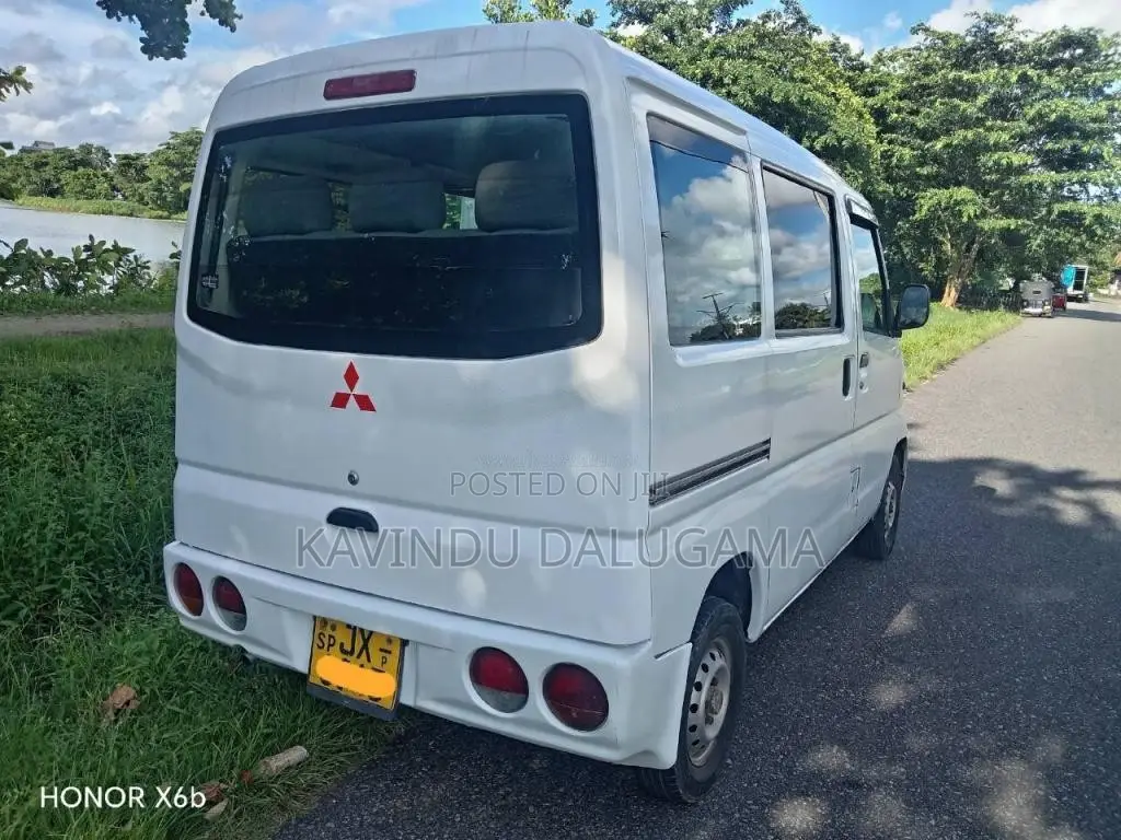 Mitsubishi MiniCab 2001 Van (Used)