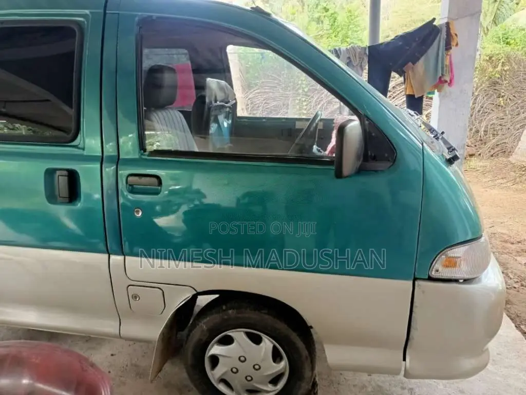 Daihatsu Zebra 1999 Van (Used)