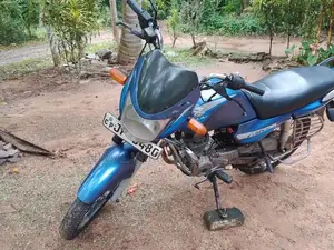 Bajaj Caliber 2004 Motorbike (Used)