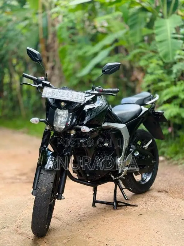 Yamaha Fz 2015 Motorbike (Used)