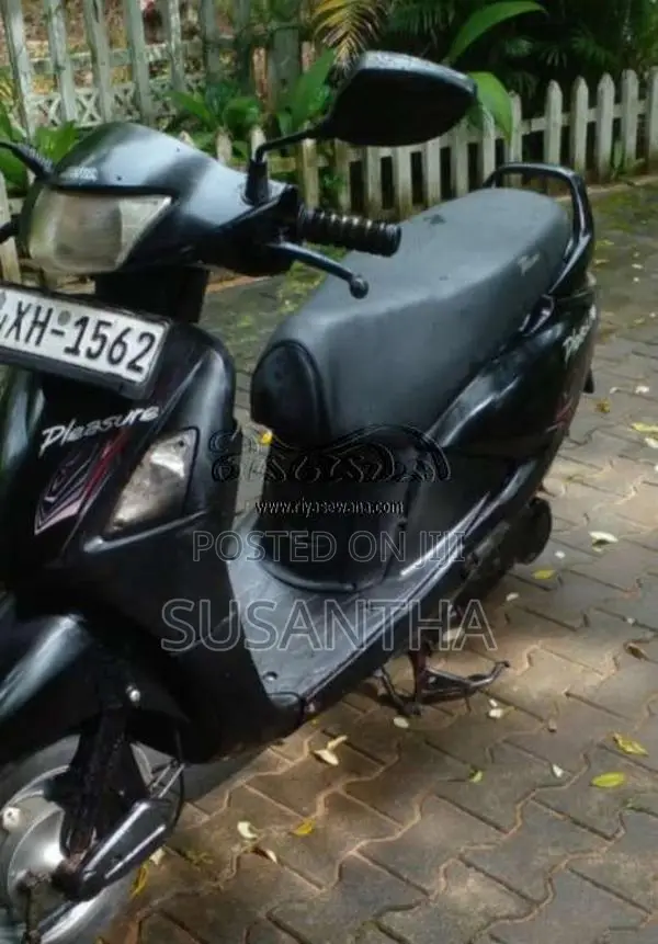 Hero Pleasure 2012 Motorbike (Used)
