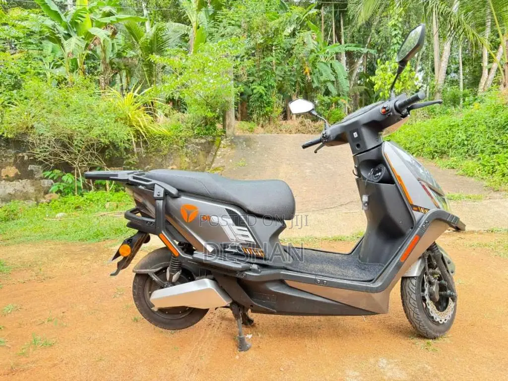 Yadea T5L 2026 Motorbike (Used)