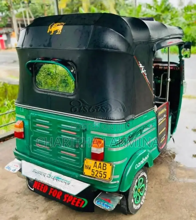 Bajaj 4 Stroke 2012 Three Wheel (Used)