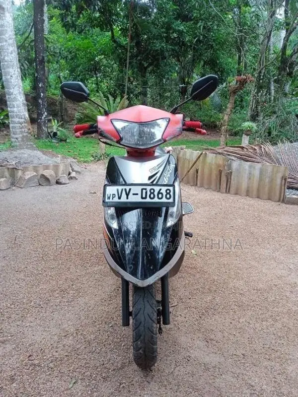 TVS Scooty Streak 2010 Motorbike (Used)