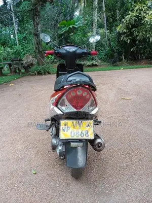 TVS Scooty Streak 2010 Motorbike (Used)