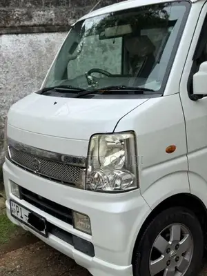 Nissan Clipper Rio 2014 Van (Used)