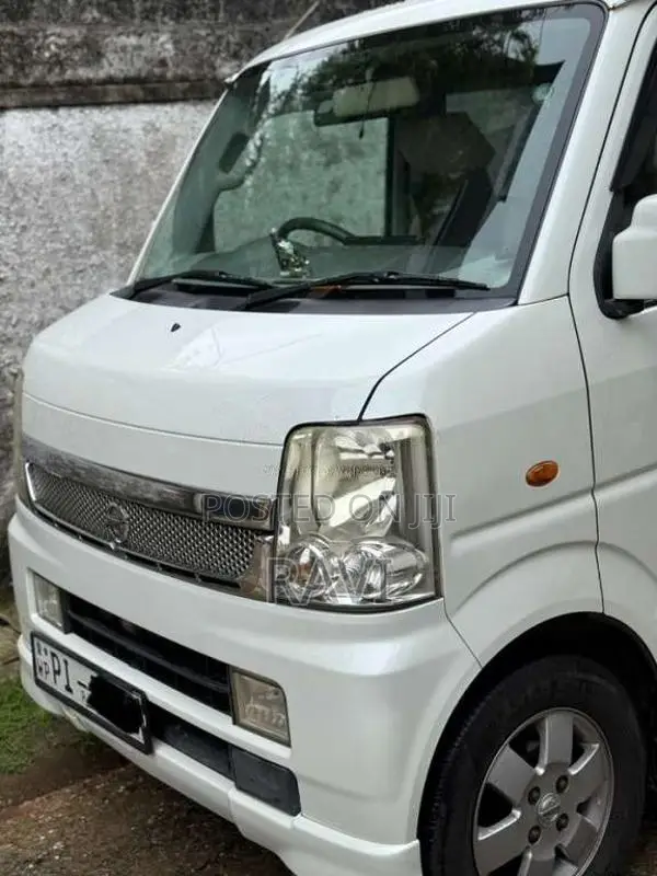 Nissan Clipper Rio 2014 Van (Used)