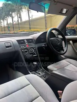 Mercedes-Benz C180 1993 Car (Used)