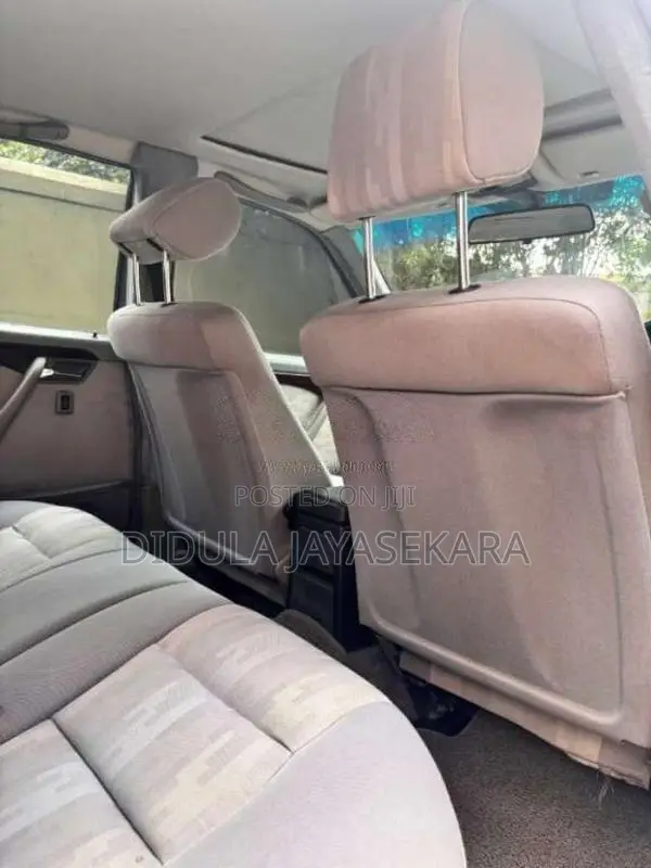 Mercedes-Benz C180 1993 Car (Used)