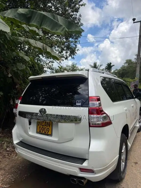 Toyota Prado 2015 SUV (Used)