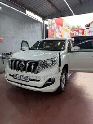 Toyota Prado 2015 SUV (Used)