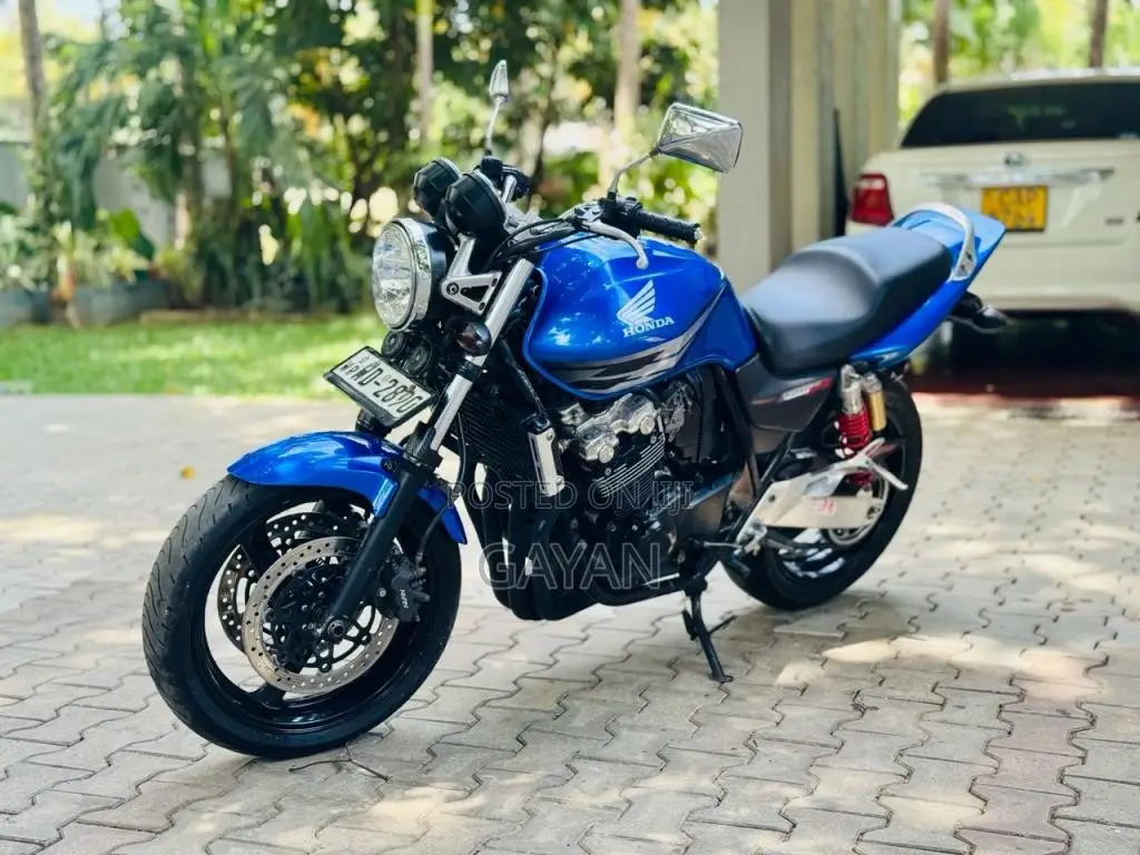 Honda CB4 SPEC 3 2010 Motorbike (Used)