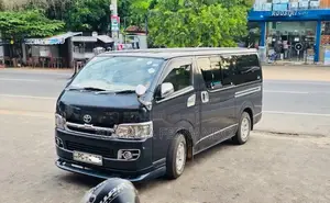 Toyota KDH 200 Super Gl 2007 Van (Used)