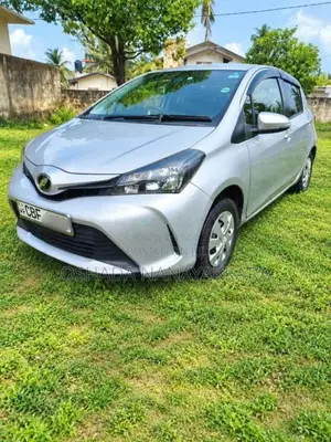 Toyota Vitz Safety 2016 Car (Used)