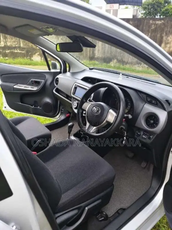 Toyota Vitz Safety 2016 Car (Used)
