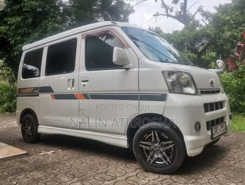 Daihatsu Hijet S320 2007 Van (Used)