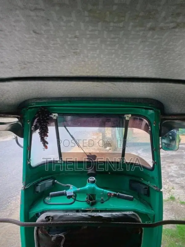 Bajaj 2 Stroke 1998 Three Wheel (Used)