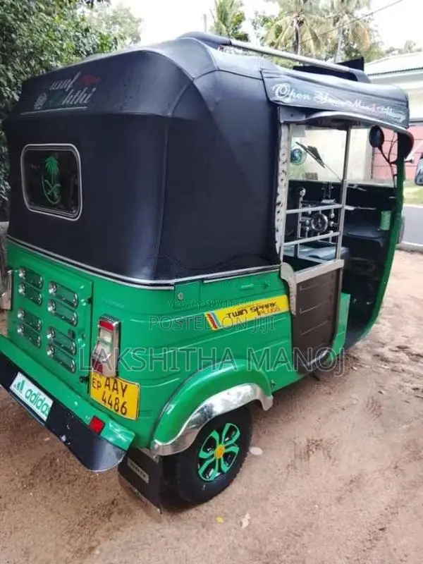 Bajaj RE 4 Stroke 2015 Three Wheel (Used)