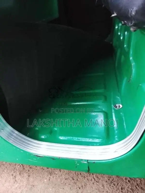 Bajaj RE 4 Stroke 2015 Three Wheel (Used)