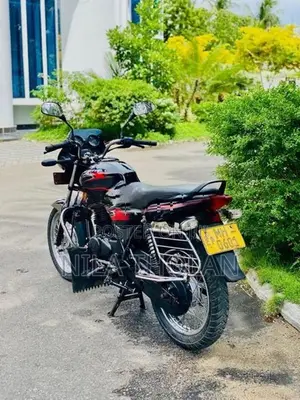 Bajaj Discover 125 2005