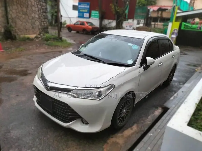 Toyota Axio NRE160 2017