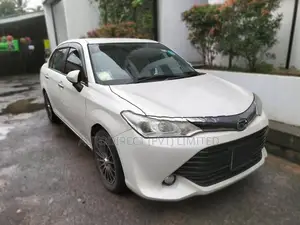 Toyota Axio NRE160 2017