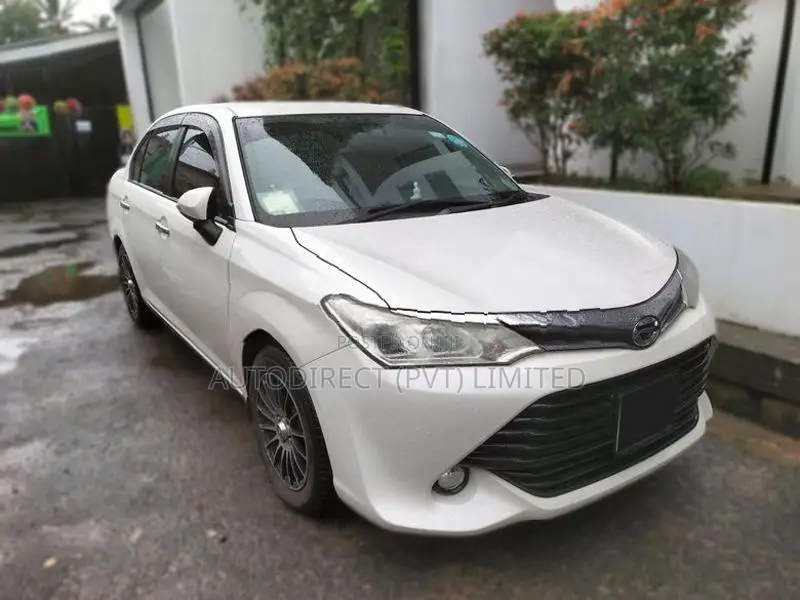 Toyota Axio NRE160 2017