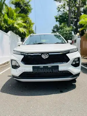 Toyota Urban Cruiser Taisor V High Spec 2026