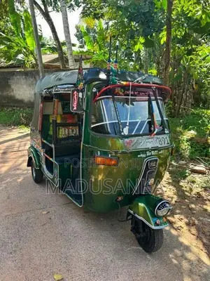 Bajaj RE 2 Stroke 2005