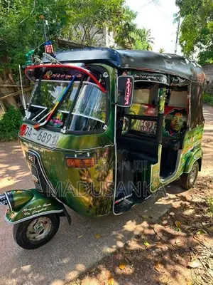 Bajaj RE 2 Stroke 2005