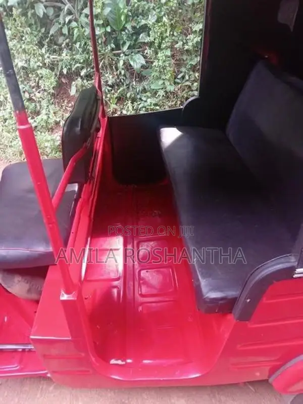Bajaj RE 4s 2007