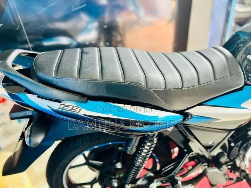 Bajaj Discover 125 2026