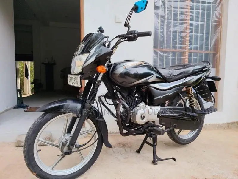 Bajaj Platina 100 2016