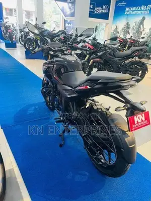 Bajaj Pulsar N160 Premium 2026