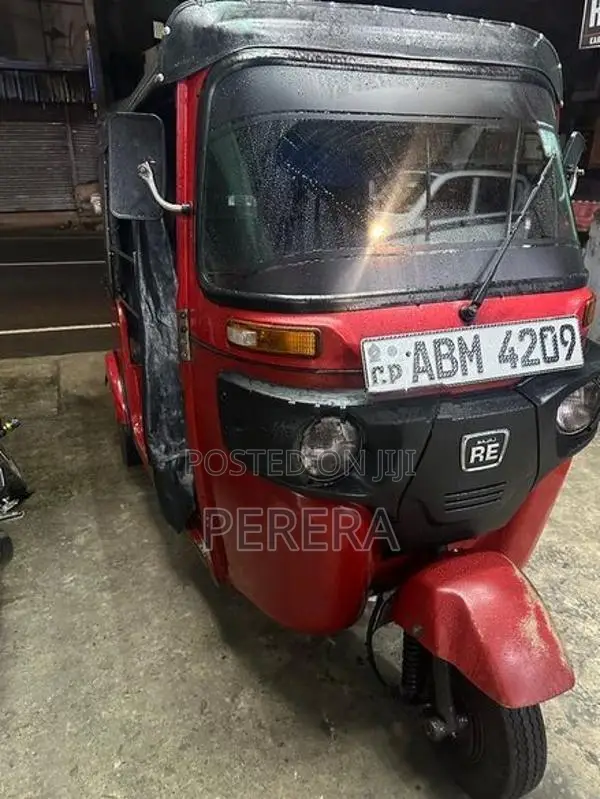 Bajaj RE Three Wheeler 2016