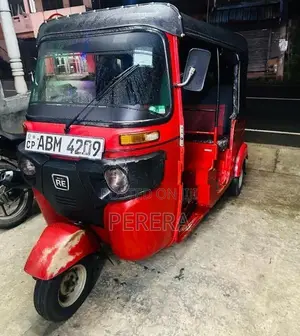 Bajaj RE Three Wheeler 2016