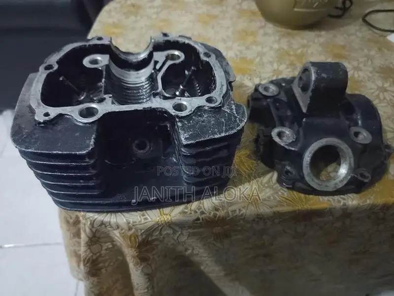 Bajaj Pulsar 150 Engine Head