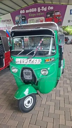 Bajaj RE 4 Stroke 2017