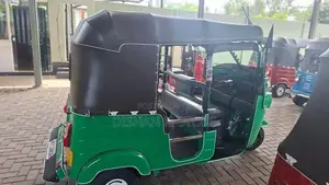 Bajaj RE 4 Stroke 2017