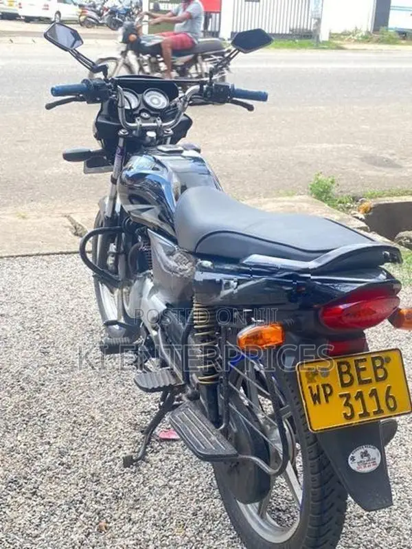 Bajaj Platina 100 2018