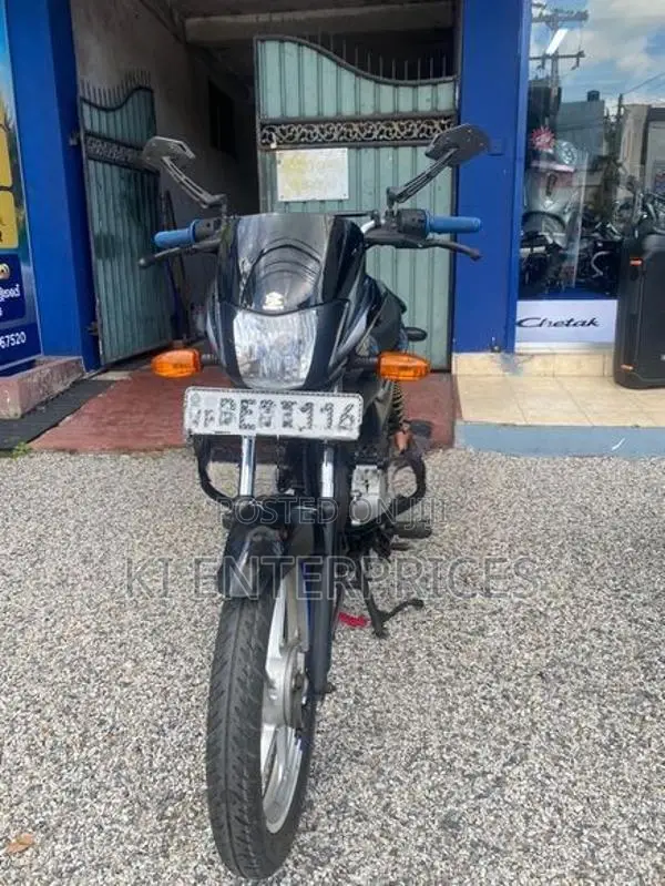 Bajaj Platina 100 2018