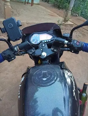 Bajaj Pulsar 180 2010